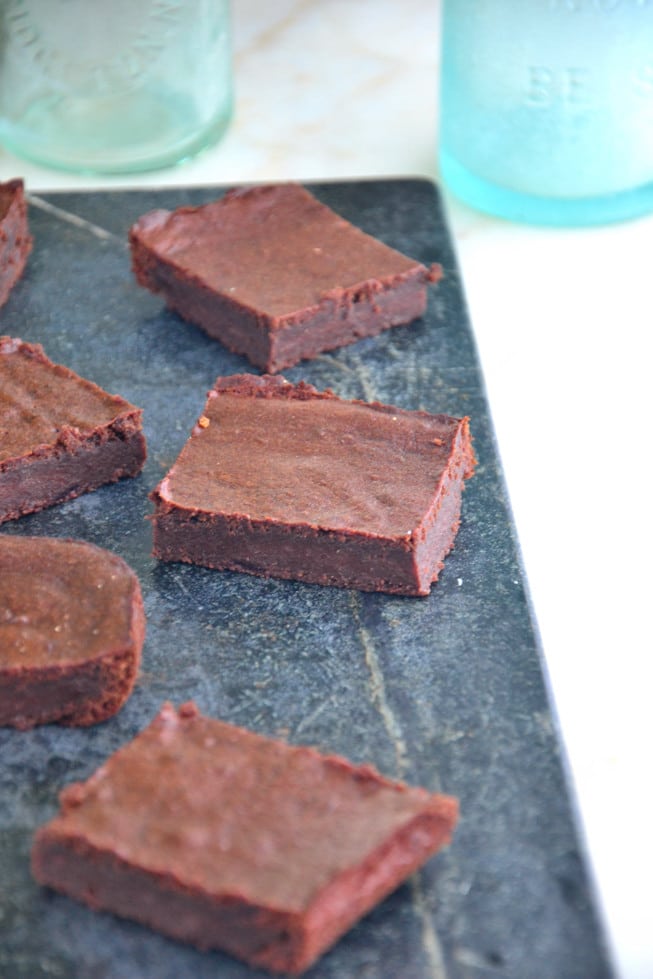 These are the best vegan gluten-free brownies made with chickpea flour and maple syrup and other healthy ingredients.